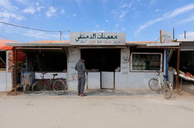 A bakery at Al-Za'tari camp for Syrian refugees in Jordan / Photo by Mustafa Bader